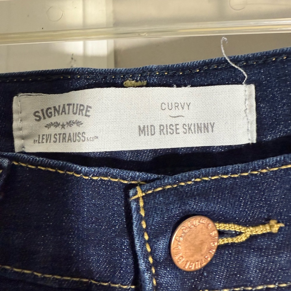 Signature by Levi Strauss Dark Blue High Rise Women's Jeans - Picture 2 of 4